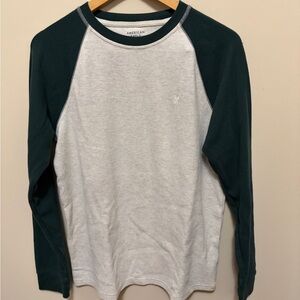 American Eagle Outfitters Green and White Raglan Tee